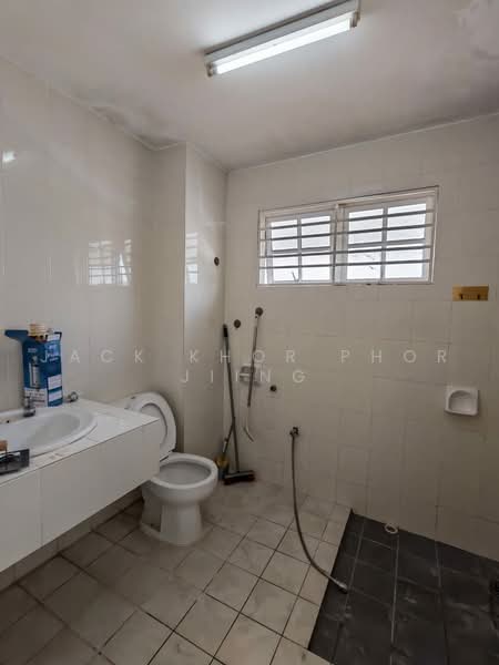 Terraced House for Rent in Shah Alam (Selangor) - Jack Khor Phor Jiing - Bathroom - PropertyGuru.com.my