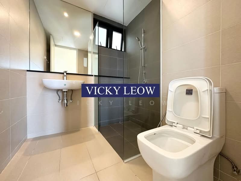 Kondominium untuk Disewa di Raffel Tower - Vicky Leow - Bathroom - PropertyGuru.com.my