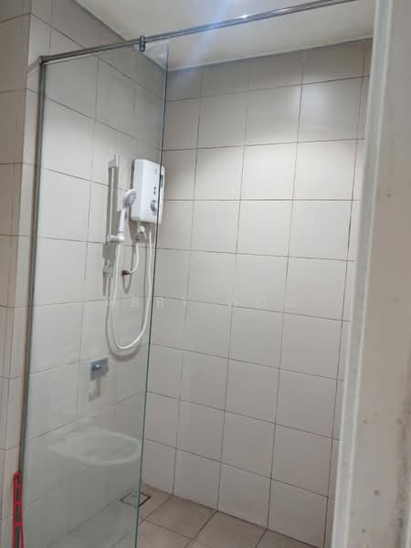 Service Residence for Rent at Liberty Tower @ i-City - Abby Woo - Bathroom - PropertyGuru.com.my