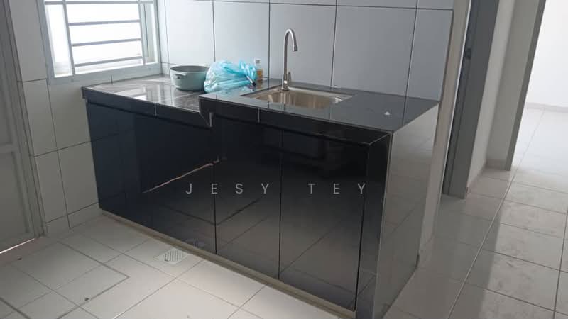 Rumah Teres 1 Tingkat untuk Disewa di Bandar Putra (Kulai) - Jesy Tey - Kitchen - PropertyGuru.com.my