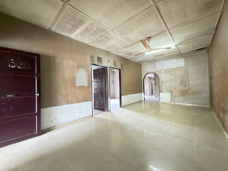 Rumah Teres 1 Tingkat untuk Dijual di Taman Bahagia (Senai) - Daniel Yong - Interior - PropertyGuru.com.my