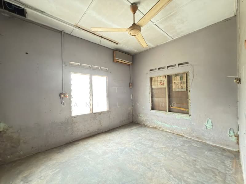 Rumah Teres 1 Tingkat untuk Dijual di Taman Bahagia (Senai) - Daniel Yong - Interior - PropertyGuru.com.my
