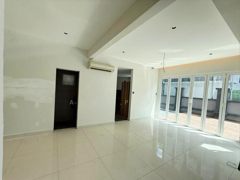 Bungalow House for Sale in Kajang (Selangor) - Adam Puah - Living Room - PropertyGuru.com.my