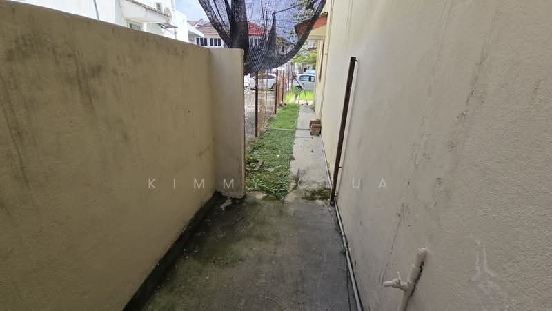 Terraced House for Sale in Usj 2 (Subang Jaya) - Kimmy Chua - Side land - PropertyGuru.com.my