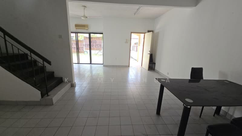 Terraced House for Sale in Usj 2 (Subang Jaya) - Kimmy Chua - Living Room - PropertyGuru.com.my