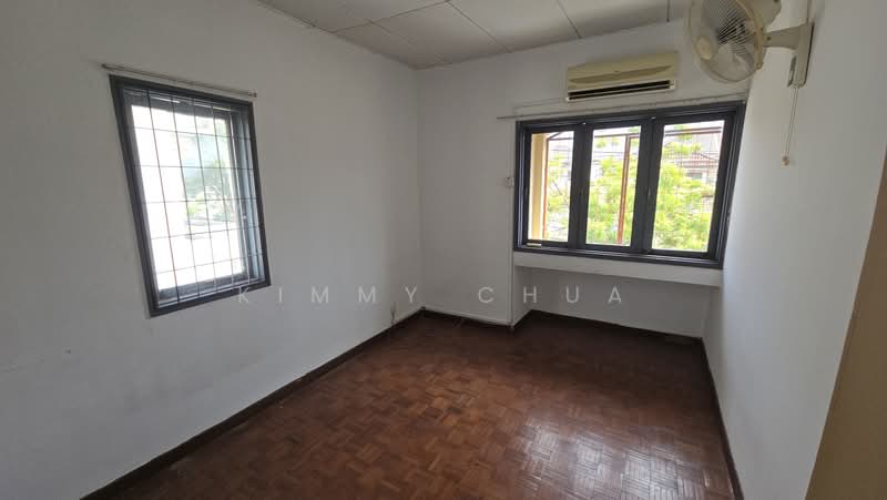 Terraced House for Sale in Usj 2 (Subang Jaya) - Kimmy Chua - bedroom - PropertyGuru.com.my