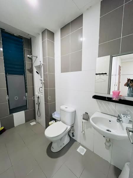 Condominium for Rent at The Seed Taman Sutera Utama - Hong Charng Lee - Bathroom - PropertyGuru.com.my