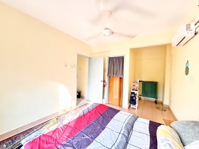 Pangsapuri untuk Dijual di Avenue Court - KC Ng - Bedroom - PropertyGuru.com.my