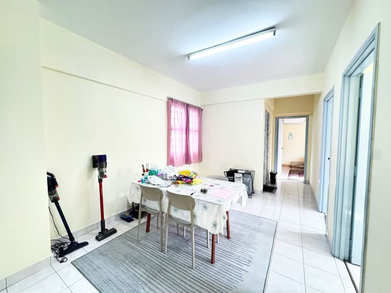 Pangsapuri untuk Dijual di Avenue Court - KC Ng - Dining Room - PropertyGuru.com.my