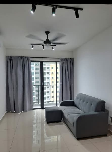 Flat for Rent at IDEAL VENICE RESIDENCY - Lilly . - Living Room - PropertyGuru.com.my