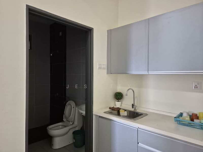 Shop / Office for Rent in Taman Austin Perdana (Tebrau) - Jesy Tey - Bathroom - PropertyGuru.com.my
