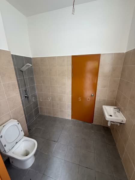 Terraced House for Sale in Rawang (Selangor) - Elvin Soh - Bathroom - PropertyGuru.com.my