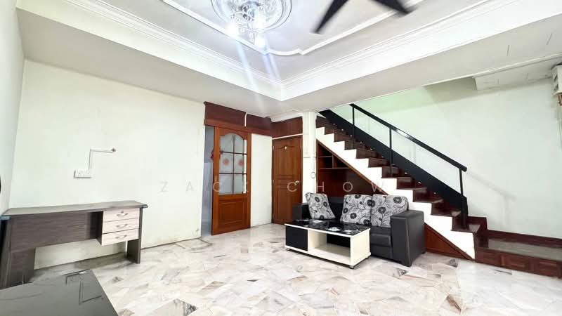 Rumah Teres 2 Tingkat untuk Dijual di Taman Desa Cemerlang (Ulu Tiram) - Zack Chow - Living Room - PropertyGuru.com.my