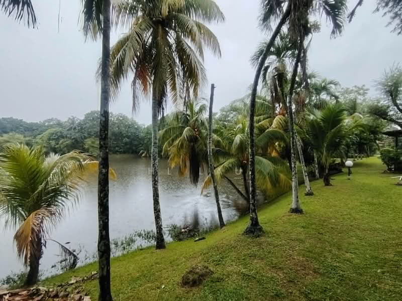 Townhouse for Sale in Country Heights (Kajang) - HL Lau - Exterior - PropertyGuru.com.my
