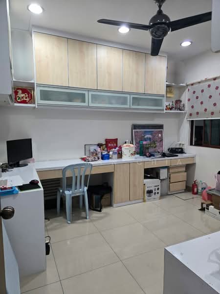 Rumah Teres 3-Tingkat untuk Dijual di Laman Rimbunan (Kepong) - Jasemin Chia - Study - PropertyGuru.com.my