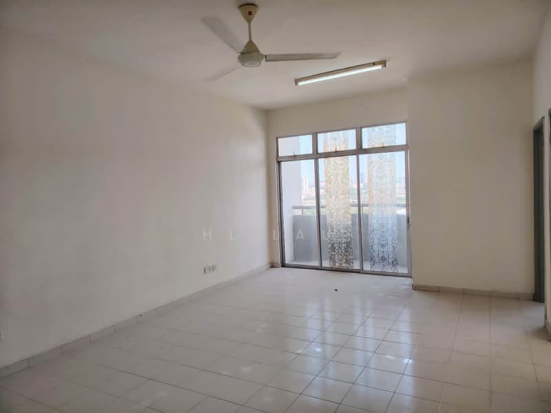 Pangsapuri untuk Dijual di Pangsapuri Lagoon Perdana - HL Lau - Living Room - PropertyGuru.com.my