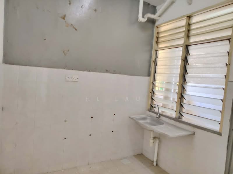 Pangsapuri untuk Dijual di Pangsapuri Lagoon Perdana - HL Lau - Interior - PropertyGuru.com.my