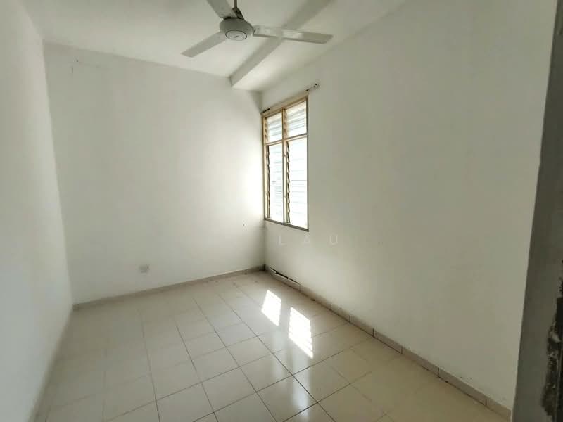 Pangsapuri untuk Dijual di Pangsapuri Lagoon Perdana - HL Lau - Interior - PropertyGuru.com.my