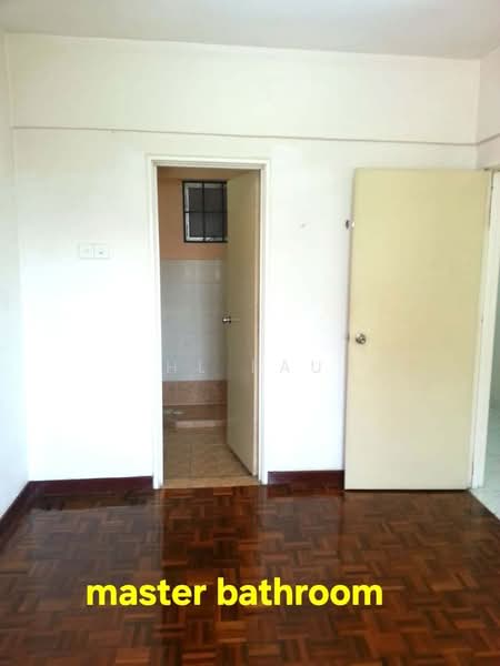 Pangsapuri untuk Dijual di Arena Green - HL Lau - Bathroom - PropertyGuru.com.my
