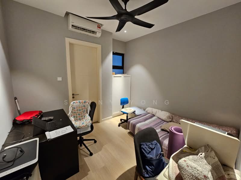 Rumah Teres untuk Dijual di Bandar Kinrara Seksyen 1 (Bandar Kinrara) - SUNNY YONG - Bedroom - PropertyGuru.com.my