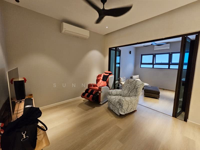 Rumah Teres untuk Dijual di Bandar Kinrara Seksyen 1 (Bandar Kinrara) - SUNNY YONG - Living Room - PropertyGuru.com.my