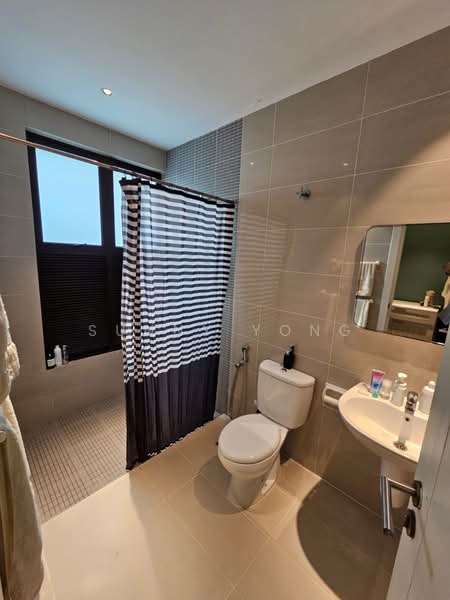 Rumah Teres untuk Dijual di Bandar Kinrara Seksyen 1 (Bandar Kinrara) - SUNNY YONG - Bathroom - PropertyGuru.com.my