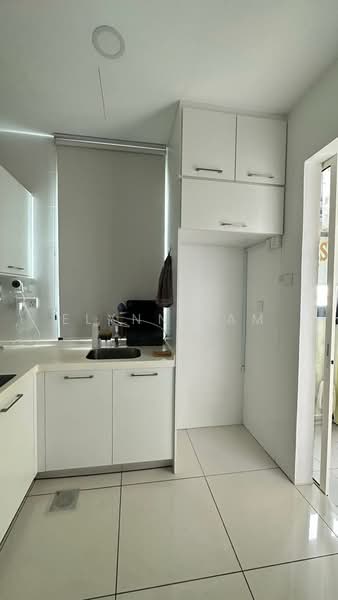 Service Residence for Sale at Wave @ Marina Cove - Elynn Lam - Kitchen - PropertyGuru.com.my