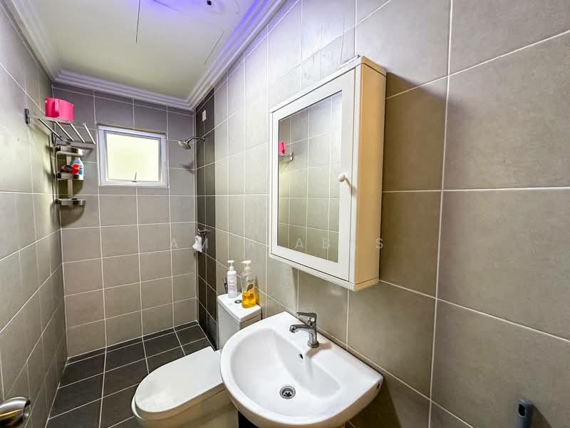 Condominium for Sale at Seri Tijanni - Amir Abas - Bathroom - PropertyGuru.com.my