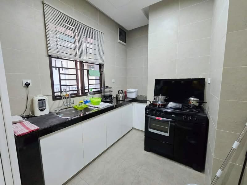 Rumah Teres 2-Tingkat untuk Dijual di Bandar Kinrara (Selangor) - SUNNY YONG - Kitchen - PropertyGuru.com.my