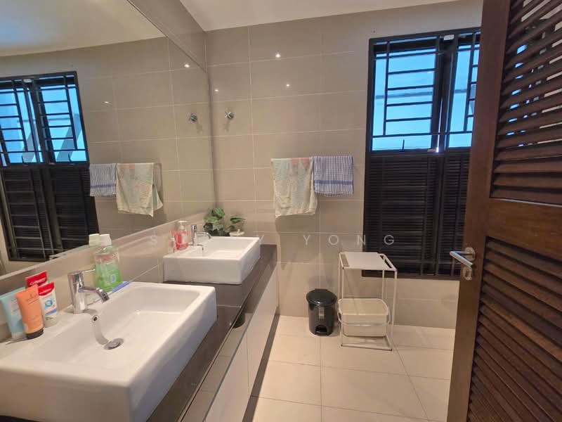Rumah Teres 2-Tingkat untuk Dijual di Bandar Kinrara (Selangor) - SUNNY YONG - Bathroom - PropertyGuru.com.my