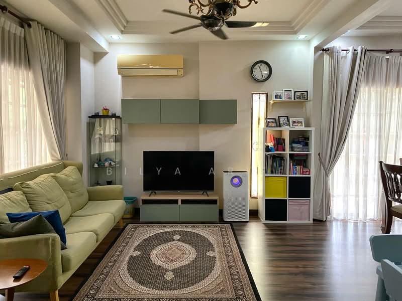 2-storey Terraced House for Sale in Ukay Perdana (Ulu Kelang) - BILYA ARIFF - Living Room - PropertyGuru.com.my