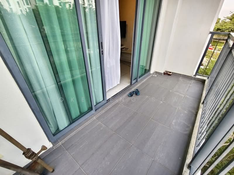 Condominium for Rent at Zefer Hill Residence - Yoke Leng Sew - Balcony - PropertyGuru.com.my