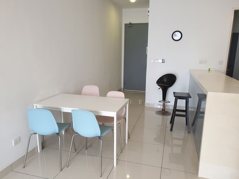 Servis Apartment untuk Dijual di TRiGON Luxury Residences - Ron Liew - Dining Room - PropertyGuru.com.my