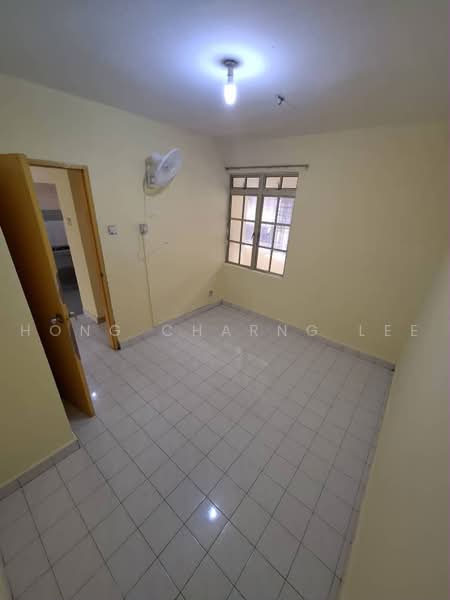 Apartment for Rent at Tanjong Puteri Apartment - Hong Charng Lee - Interior - PropertyGuru.com.my