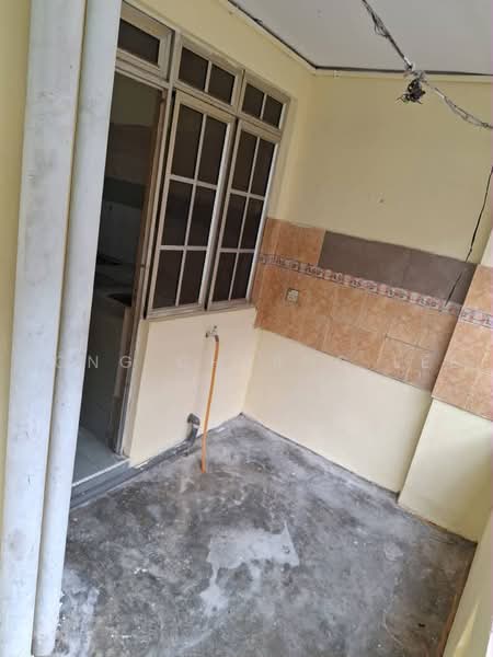Apartment for Rent at Tanjong Puteri Apartment - Hong Charng Lee - Exterior - PropertyGuru.com.my