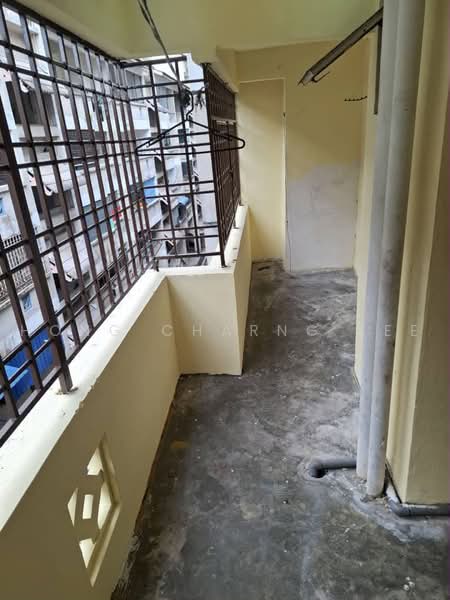 Apartment for Rent at Tanjong Puteri Apartment - Hong Charng Lee - Balcony - PropertyGuru.com.my