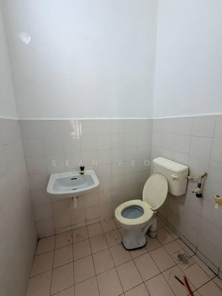 Rumah Teres 1 Tingkat untuk Dijual di Taman Kota Masai (Pasir Gudang) - Sean Yeoh - Bathroom - PropertyGuru.com.my