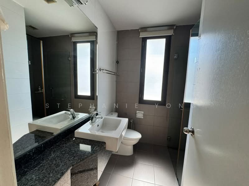 Rumah Berkembar untuk Disewa di Jade Hills (Kajang) - Stephanie Yong - Bathroom - PropertyGuru.com.my
