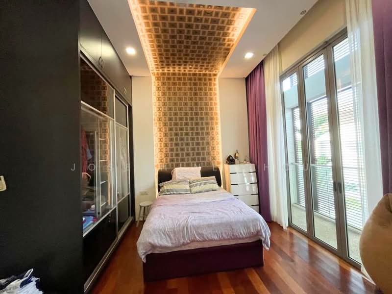 Rumah Berkembar untuk Dijual di Glenmarie (Selangor) - Josephine Chou - Bedroom - PropertyGuru.com.my