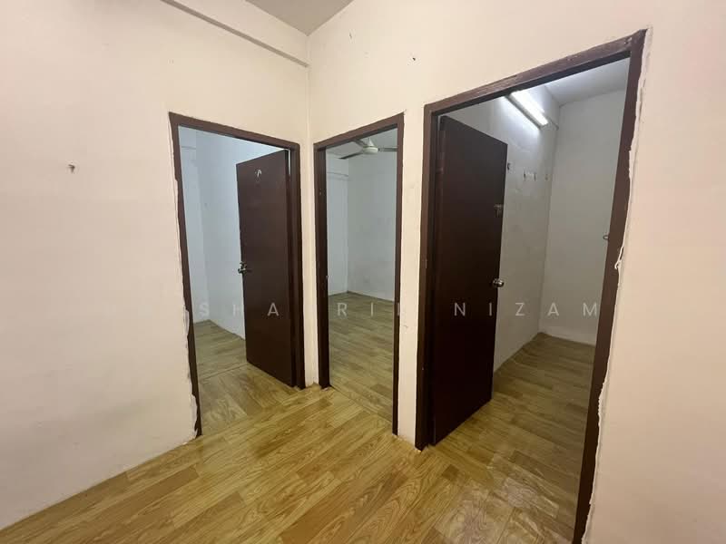 Pangsapuri untuk Dijual di Seri Ayu Apartment - Dr Shahril Nizam - Interior - PropertyGuru.com.my