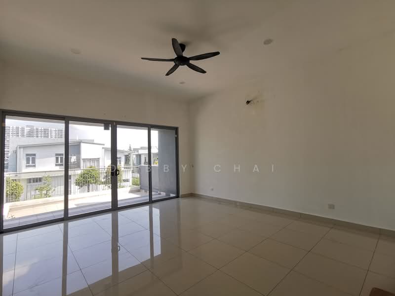Rumah Teres 2 Tingkat untuk Disewa di D'Island (Puchong) - Debby Chai - Living Room - PropertyGuru.com.my