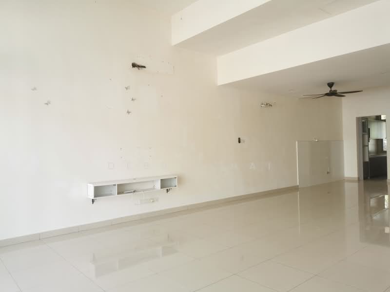 Rumah Teres 2 Tingkat untuk Disewa di D'Island (Puchong) - Debby Chai - Living Room - PropertyGuru.com.my
