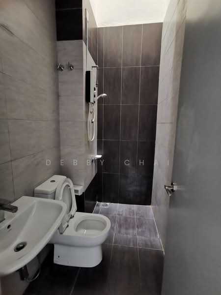 Rumah Teres 2 Tingkat untuk Disewa di D'Island (Puchong) - Debby Chai - Bathroom - PropertyGuru.com.my