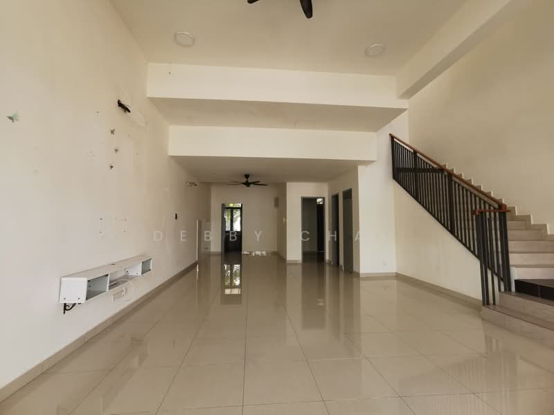 Rumah Teres 2 Tingkat untuk Disewa di D'Island (Puchong) - Debby Chai - Living Room - PropertyGuru.com.my