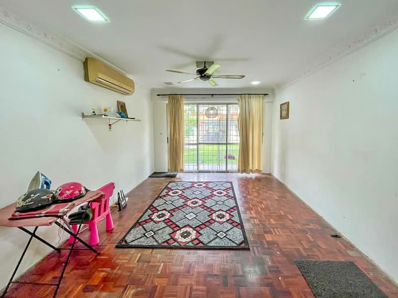 Kondominium untuk Dijual di Bella Vista - Azli Ibrahim - Living Room - PropertyGuru.com.my