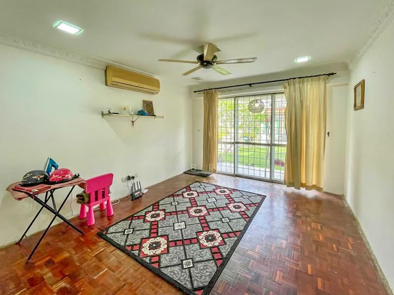 Kondominium untuk Dijual di Bella Vista - Azli Ibrahim - Living Room - PropertyGuru.com.my