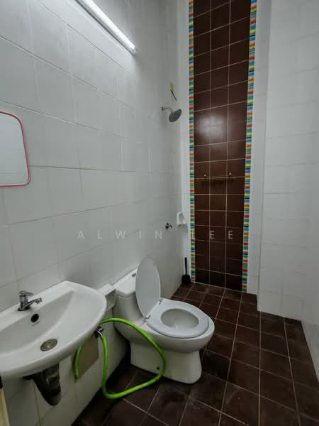 Rumah Teres 1 Tingkat untuk Dijual di Setia Alam (Selangor) - Alwin Lee - Bathroom - PropertyGuru.com.my