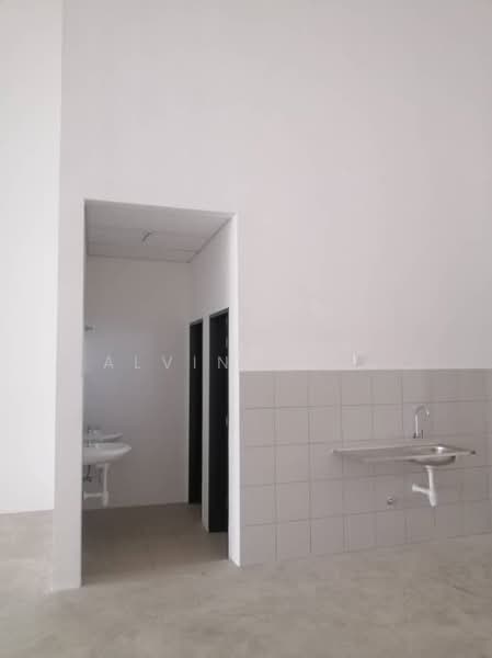Kedai untuk Disewa di Bandar Bukit Tinggi (Klang) - Alvin Seah - Bathroom - PropertyGuru.com.my