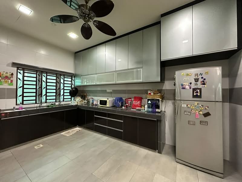 Rumah Teres 2 Tingkat untuk Dijual di Taman Sri Gadong (Klang) - Stephanie Yap - Kitchen - PropertyGuru.com.my