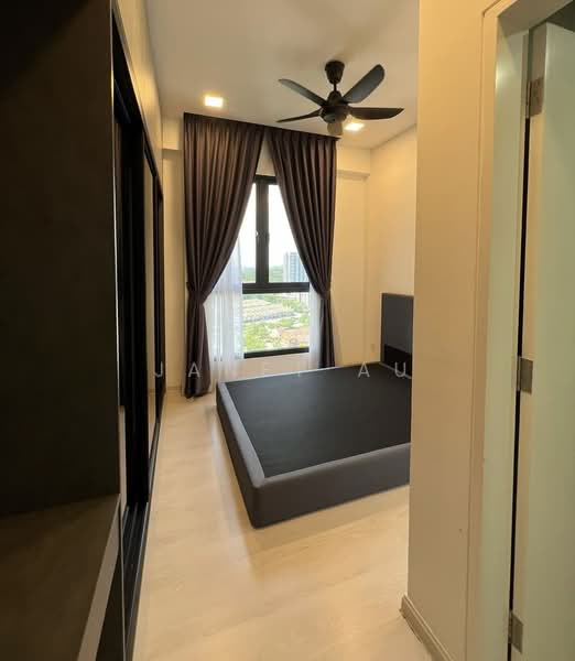 Kediaman Servis untuk Dijual di Equine Residence - Janet Au - Bedroom - PropertyGuru.com.my